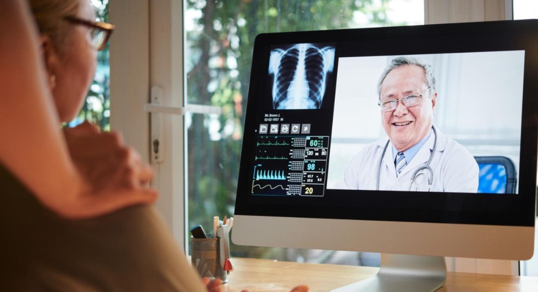 Artificial Intelligence Revolutionizing Healthcare
