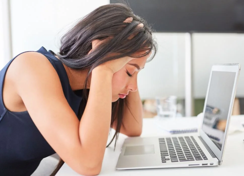 Balancing Online and Offline Learning