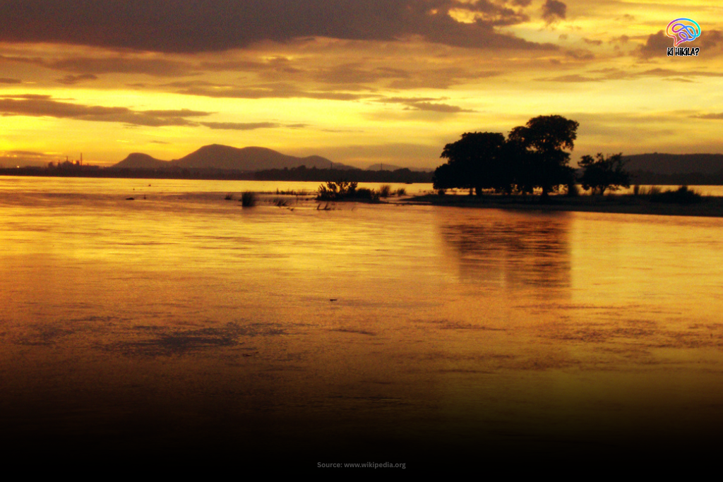 Scenic sunset view over the Mahanadi River near Cuttack, Odisha.