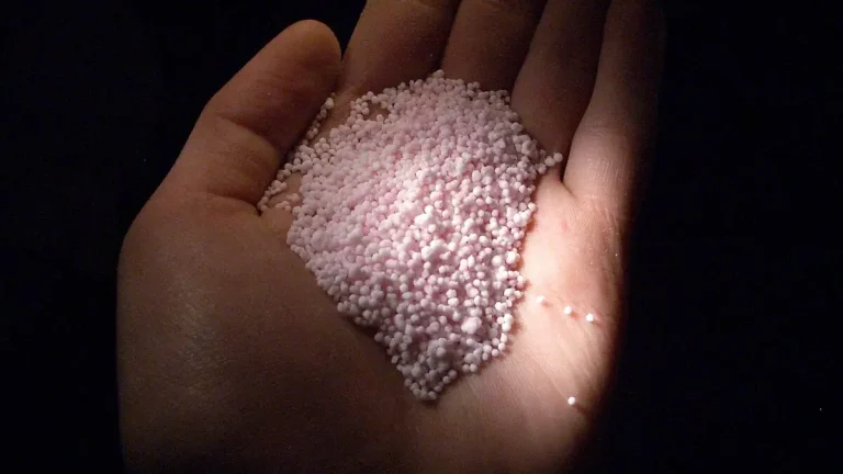 Rules Strictly Regulate Ammonium Nitrate Use