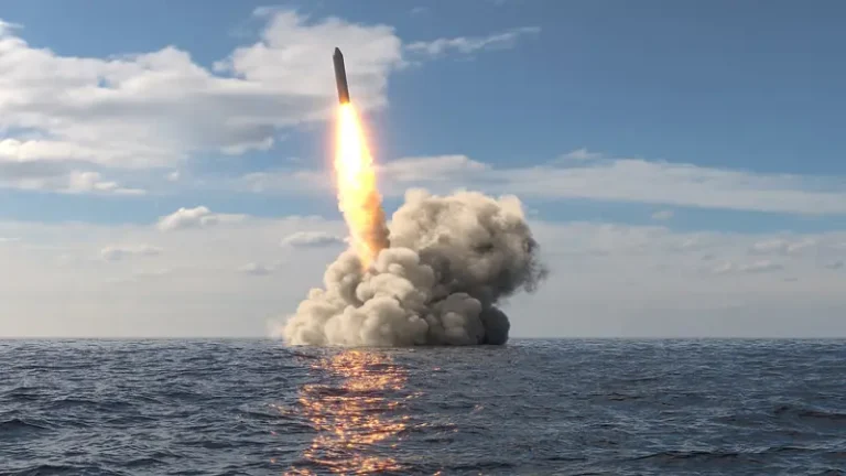India Tests K-4 Missile
