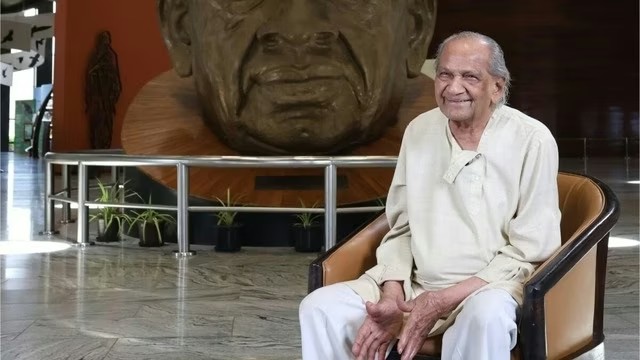 Ram Sutar Dies at 100