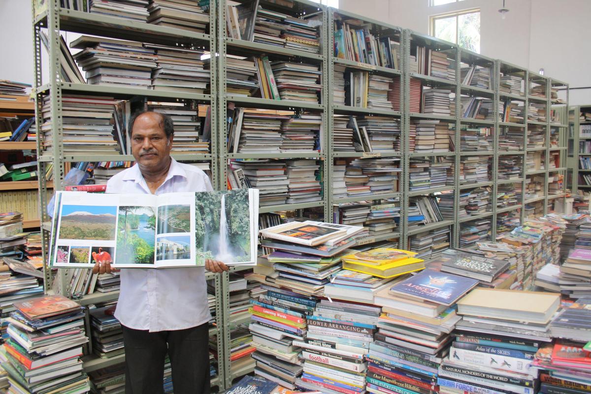Anke Gowda Padma Shri Free Library: How One Man’s Vision Is Bringing Books to Every Corner of India Anke Gowda Padma Shri Free Library