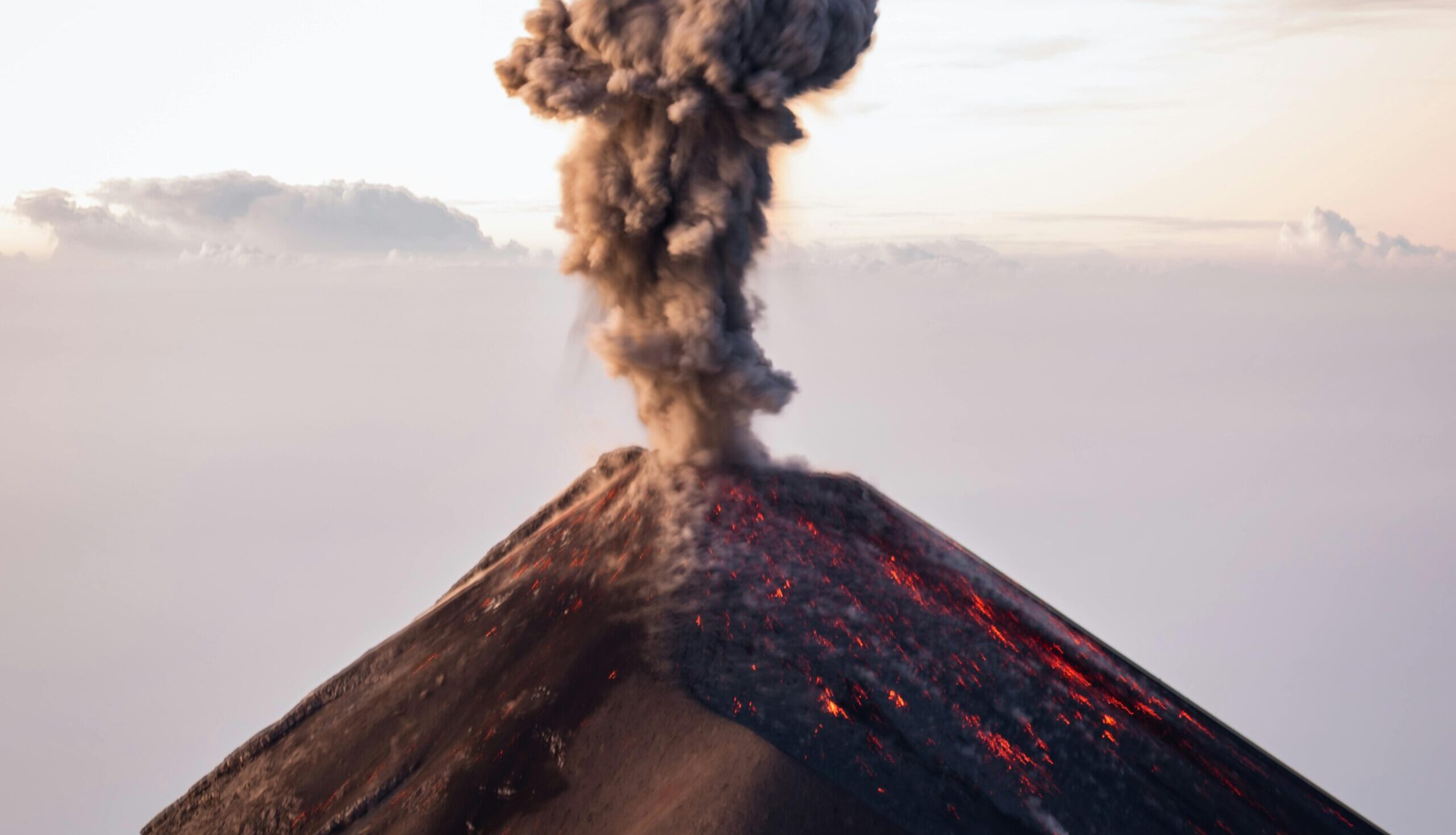 Guatemala Volcán de Fuego Eruption