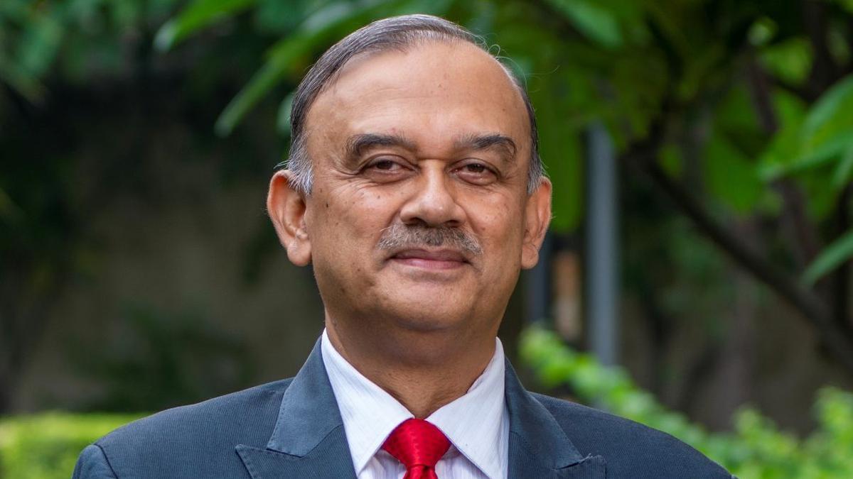 HDFC Chairman Resigns