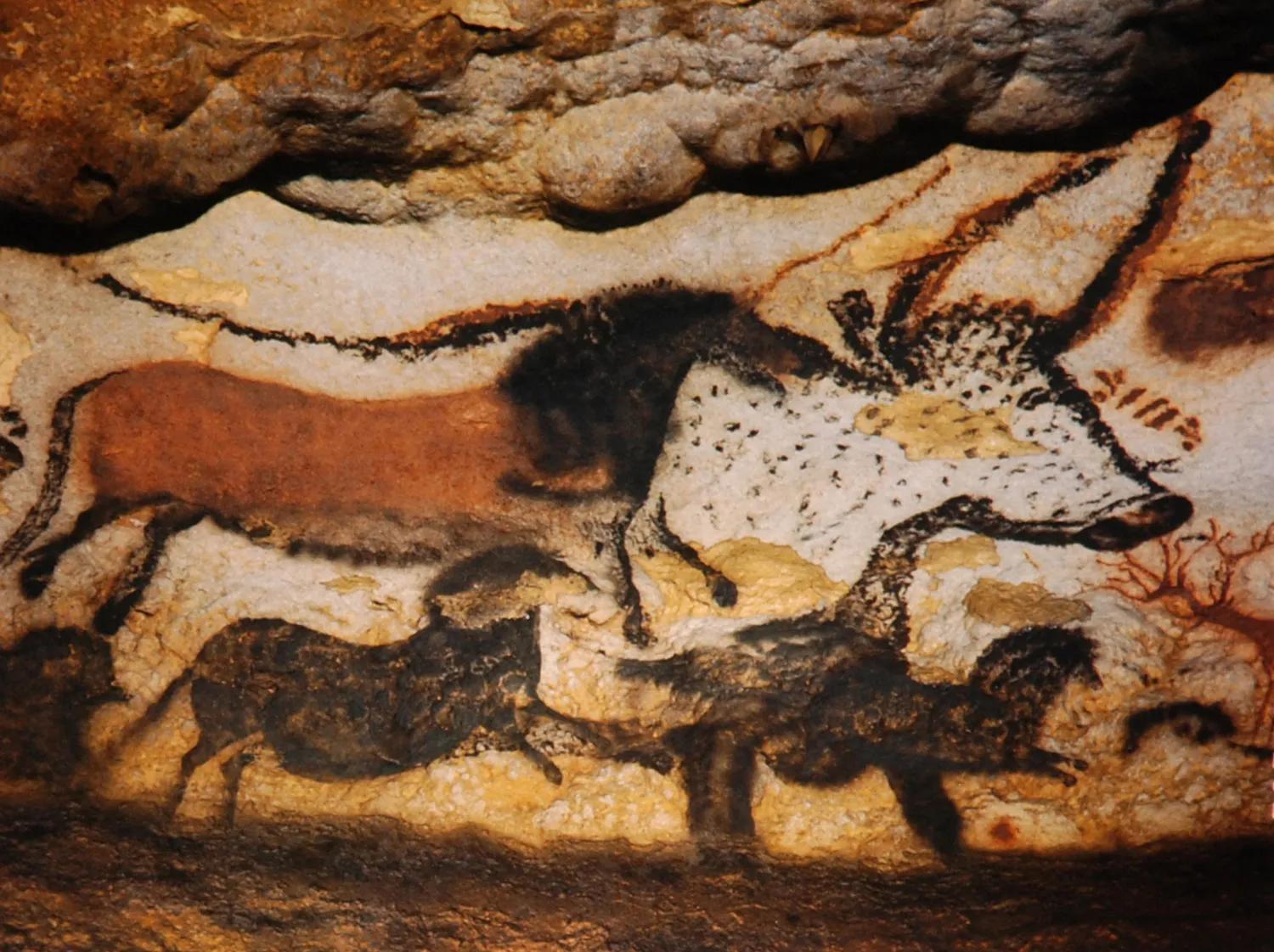 Lascaux Cave Prehistoric Art: A Window Into Early Human Creativity Lascaux Cave Prehistoric Art