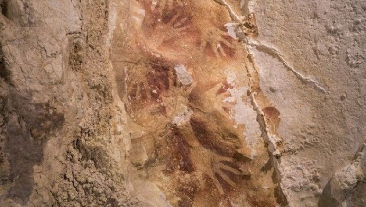 Oldest Sulawesi Hand Stencil Rock Art Discovered in Indonesia Oldest Sulawesi Hand Stencil Rock Art