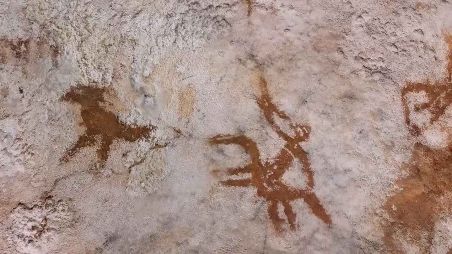 Oldest Sulawesi Hand Stencil Rock Art