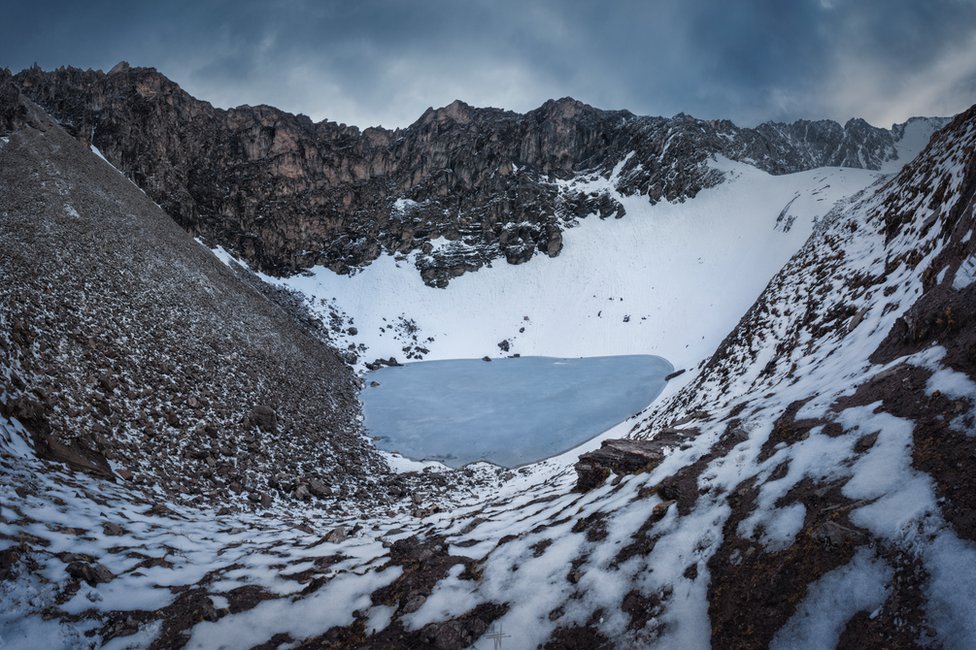 Roopkund Skeleton Lake Mystery