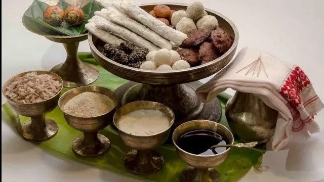 Bohag Bihu or Rongali Bihu of Assam – The Heartbeat of Assamese Culture Bohag Bihu or Rongali Bihu of Assam