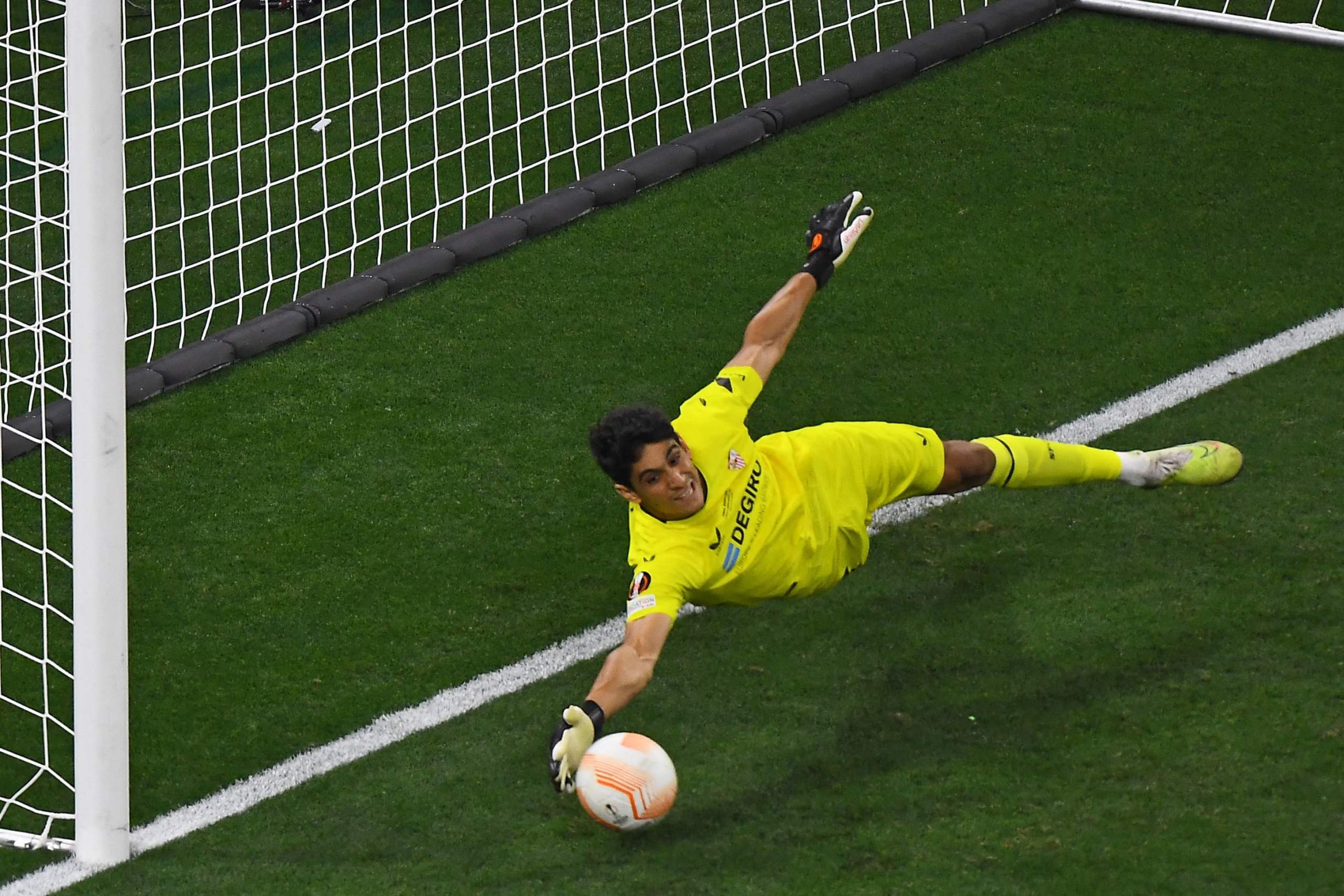 Football Uncovered: Rules, Stars and Famous Leagues Foodgrain Production Target football