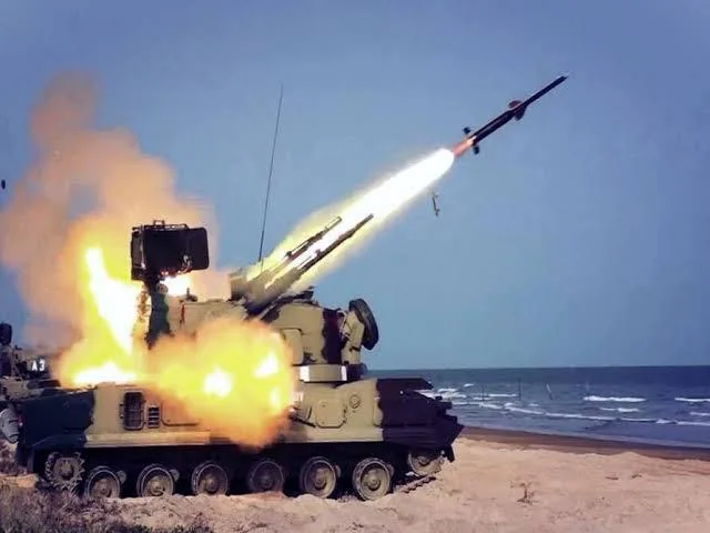 Defence Contracts 858 Crore Boost India’s Military Strength Defence Contracts 858 Crore