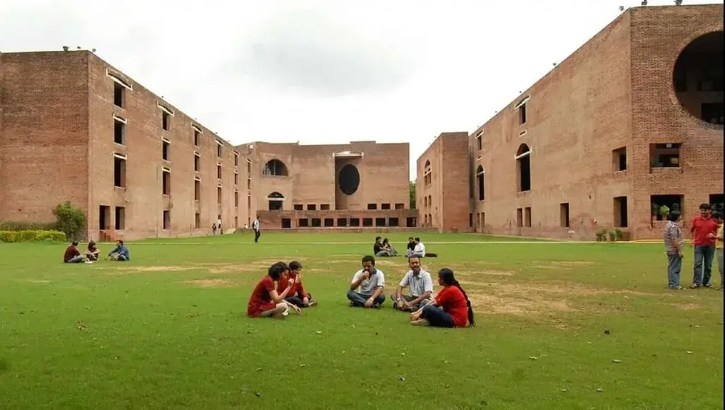 IIM Ahmedabad Top 25 QS 2026