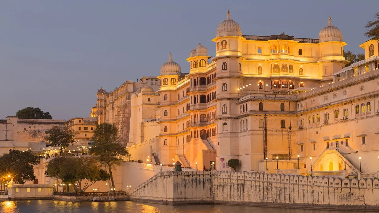 Explore Udaipur: Beauty, Culture, and Peace in One City Mixed 4x400m Relay Udaipur