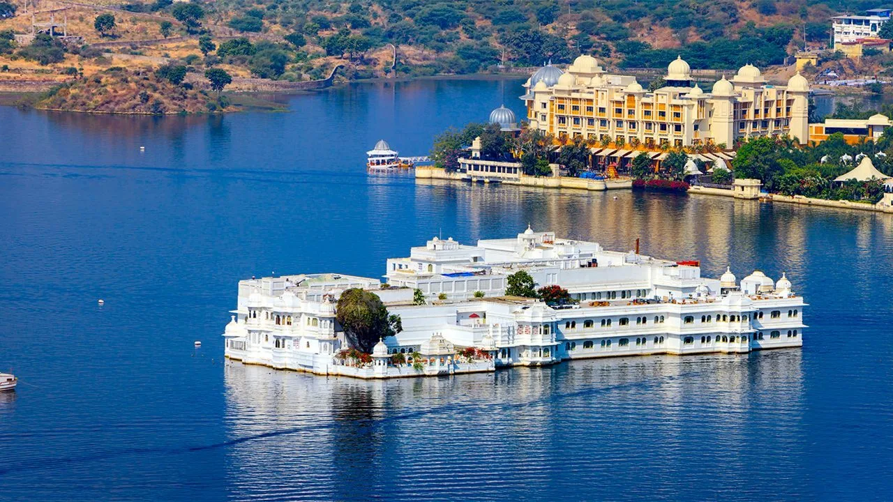 Explore Udaipur: Beauty, Culture, and Peace in One City Mixed 4x400m Relay Udaipur