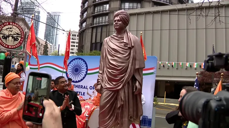 Vivekananda Statue Seattle