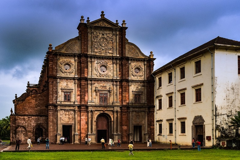 Colonial and Modern Architecture