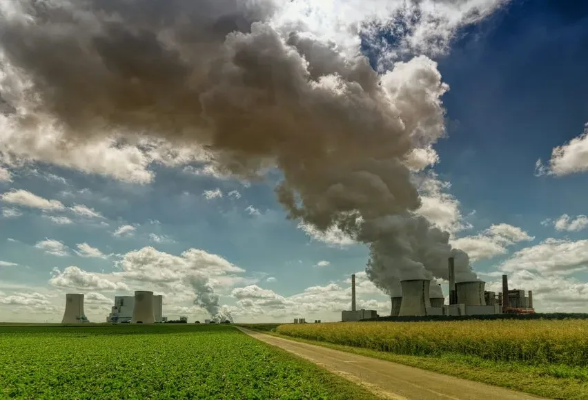 France Fossil Fuel Ban 2050 