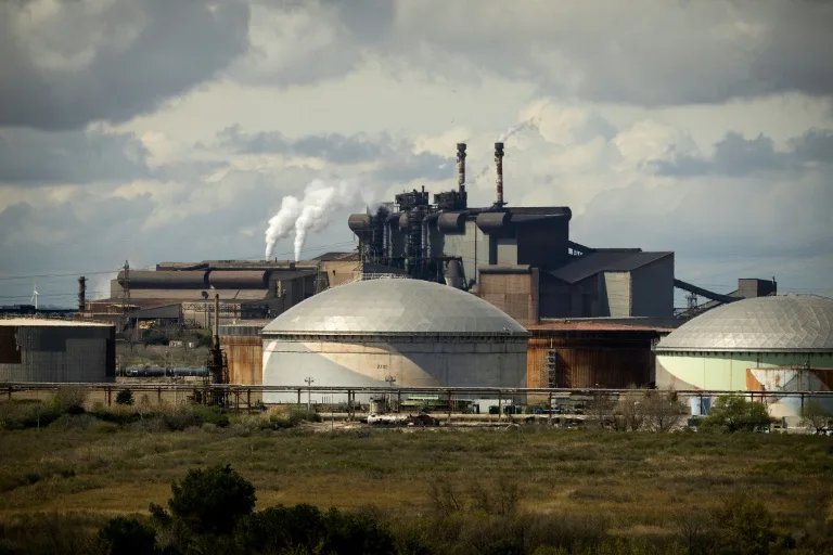 France Fossil Fuel Ban 2050