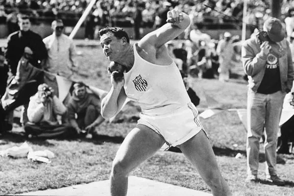 Shot Put: The Power Push Sport Mixed 4x400m Relay Shot Put