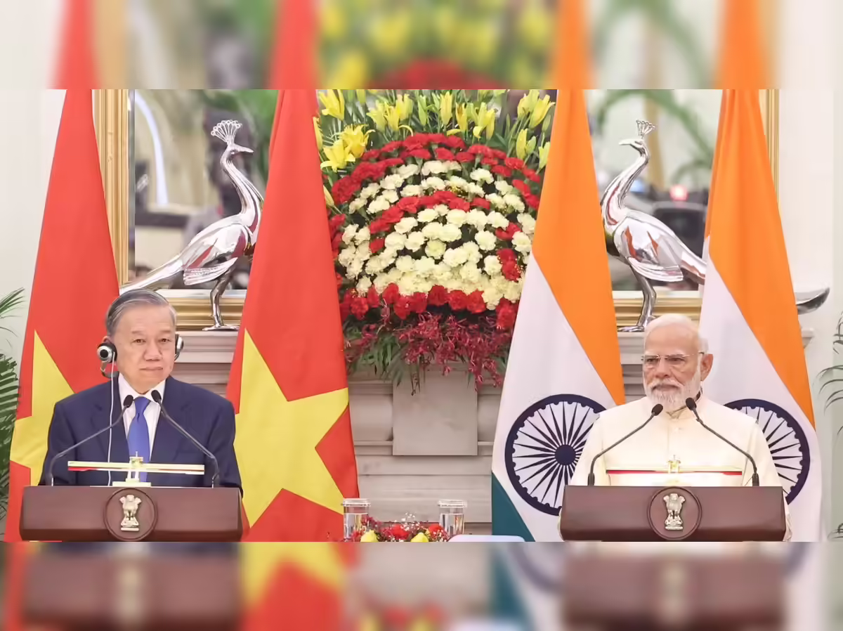 India-Vietnam Relations: A Strong Strategic Partnership in Asia Anil Menon Spacewalk India-Vietnam Relations