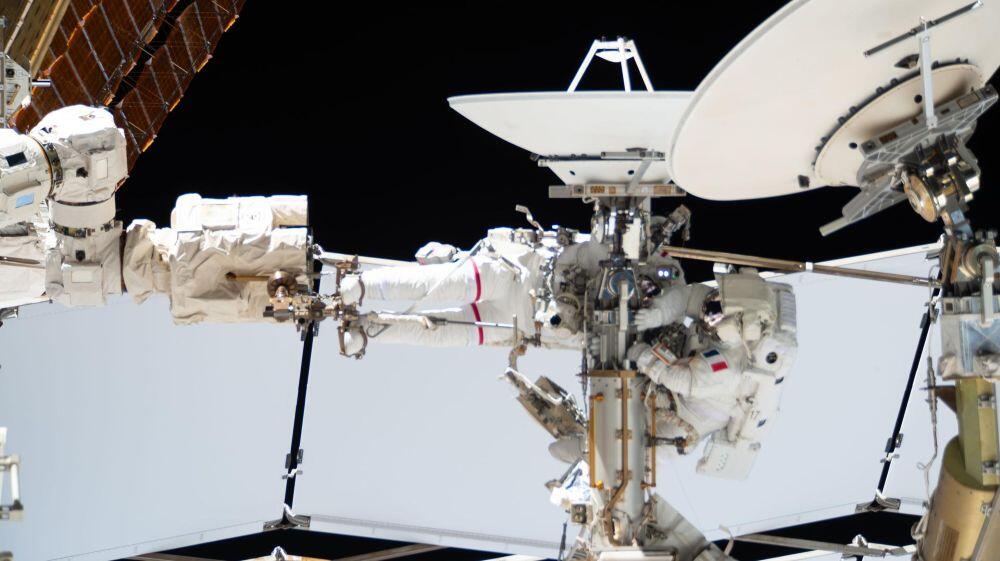 Ku-band Antenna