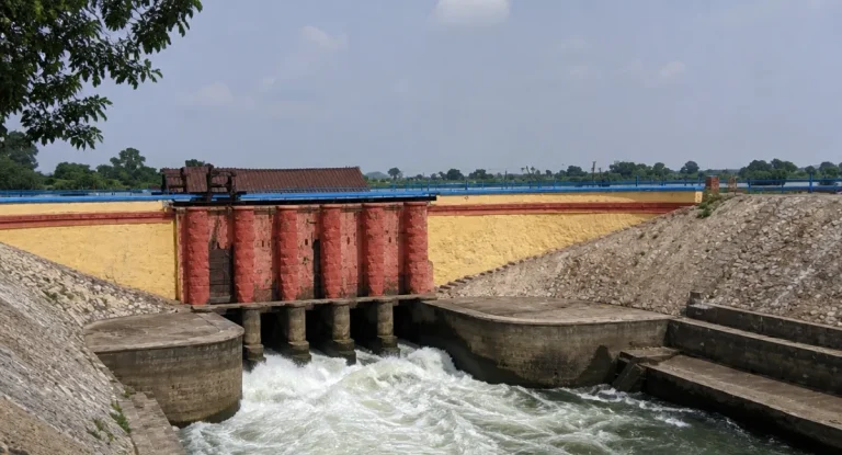 Parichha Weir