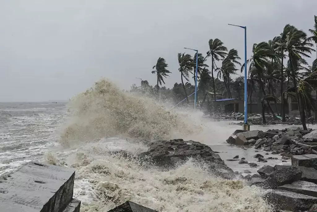 Bay of Bengal Depression to Cross Coast ISRO Radar Centre Bay of Bengal Depression