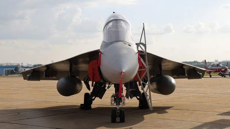 Tejas HTT-40