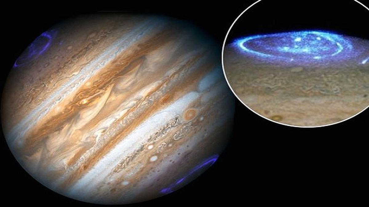 Juno Plasma Waves at Jupiter’s Bow Shock Anil Menon Spacewalk Juno Plasma Waves